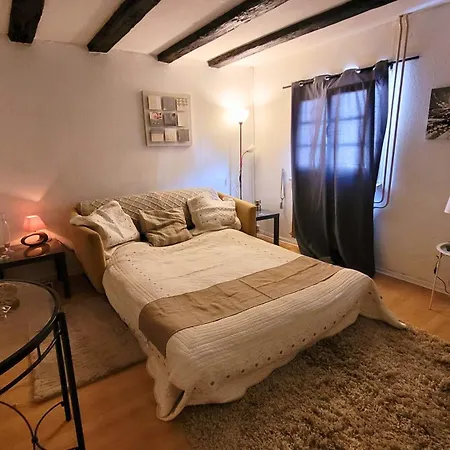 Daire Au Coeur De La Petite Venise - *